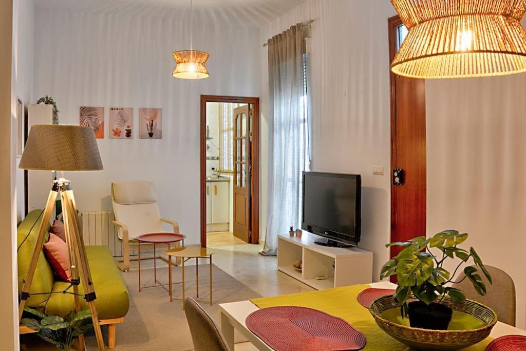 Calle Feria Appartement *